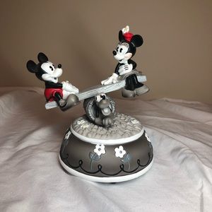 Vintage Mickey & Minnie Seesaw music box